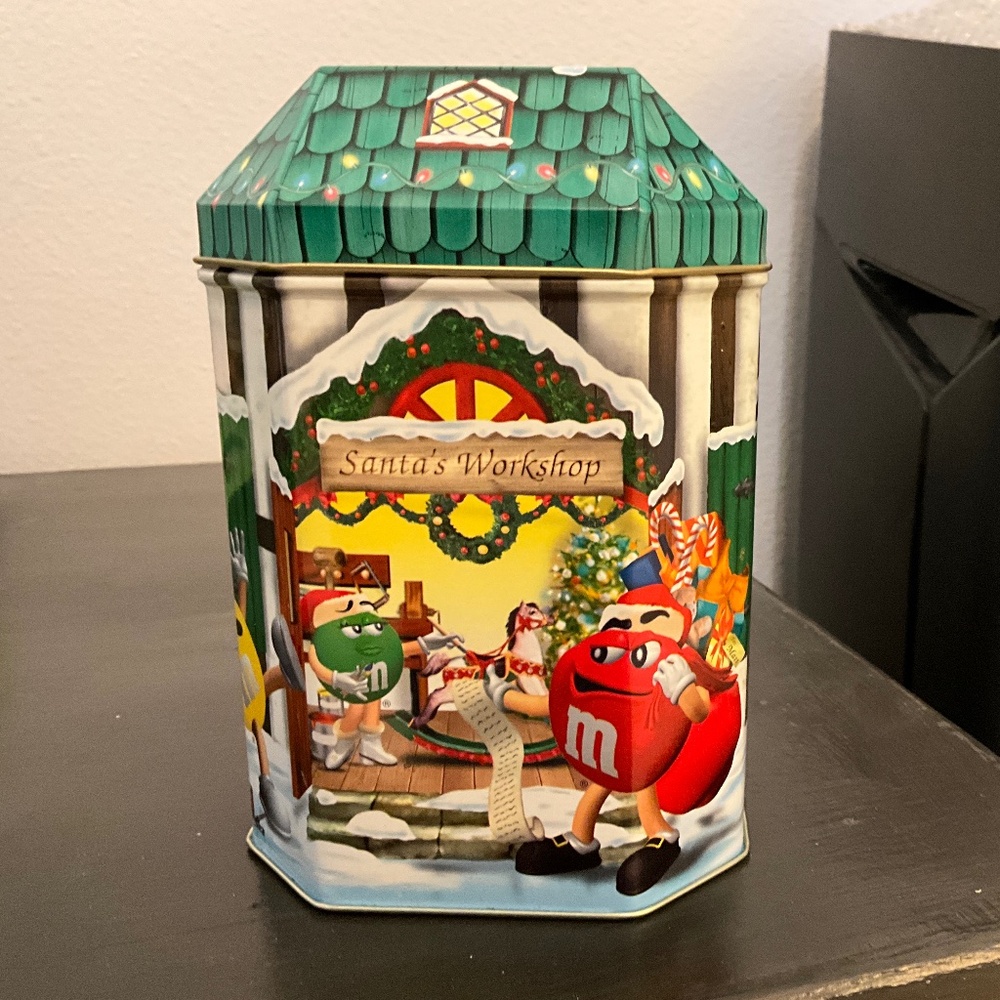 M&MS tin